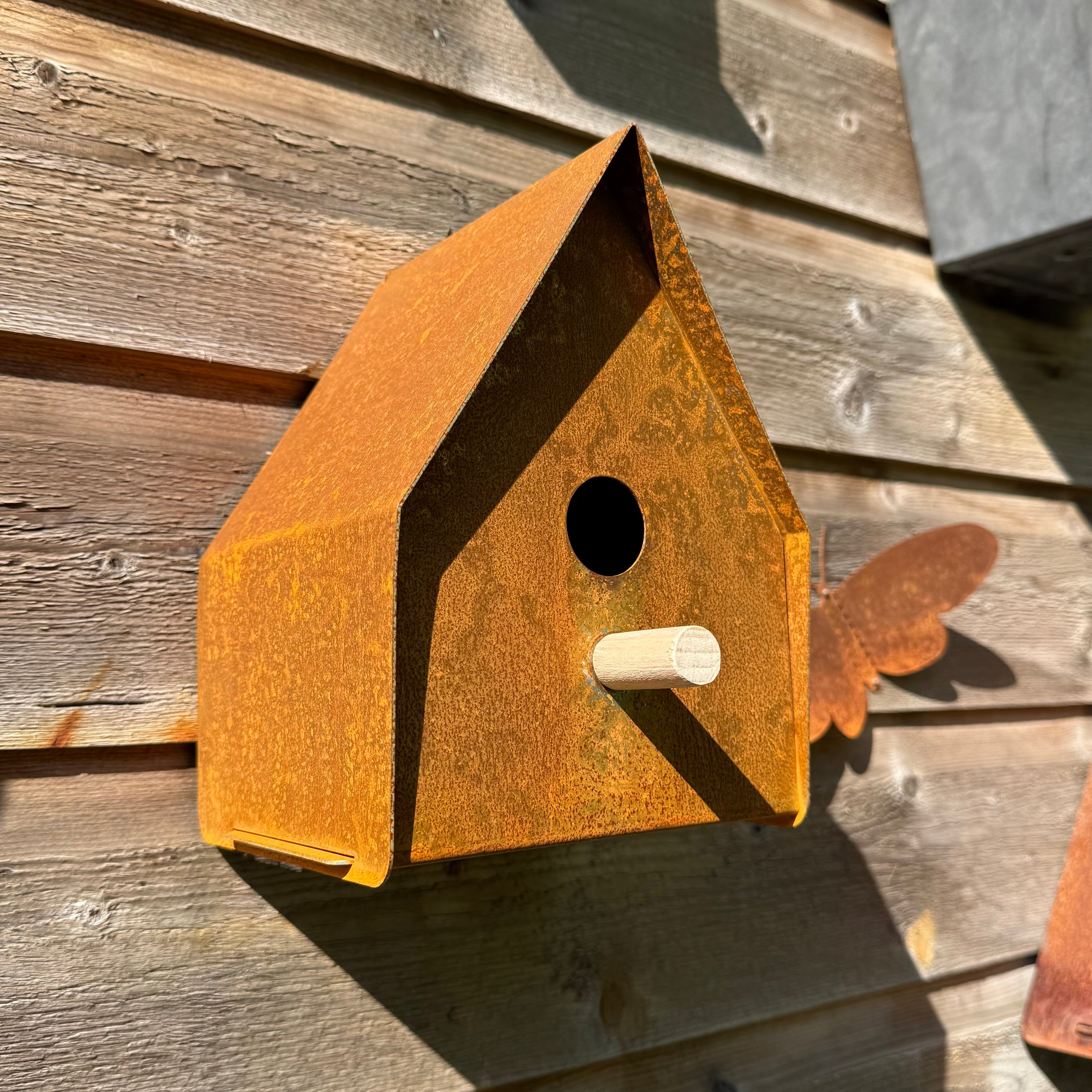 Vogelhuis YETI van staal: strak design voor je tuin