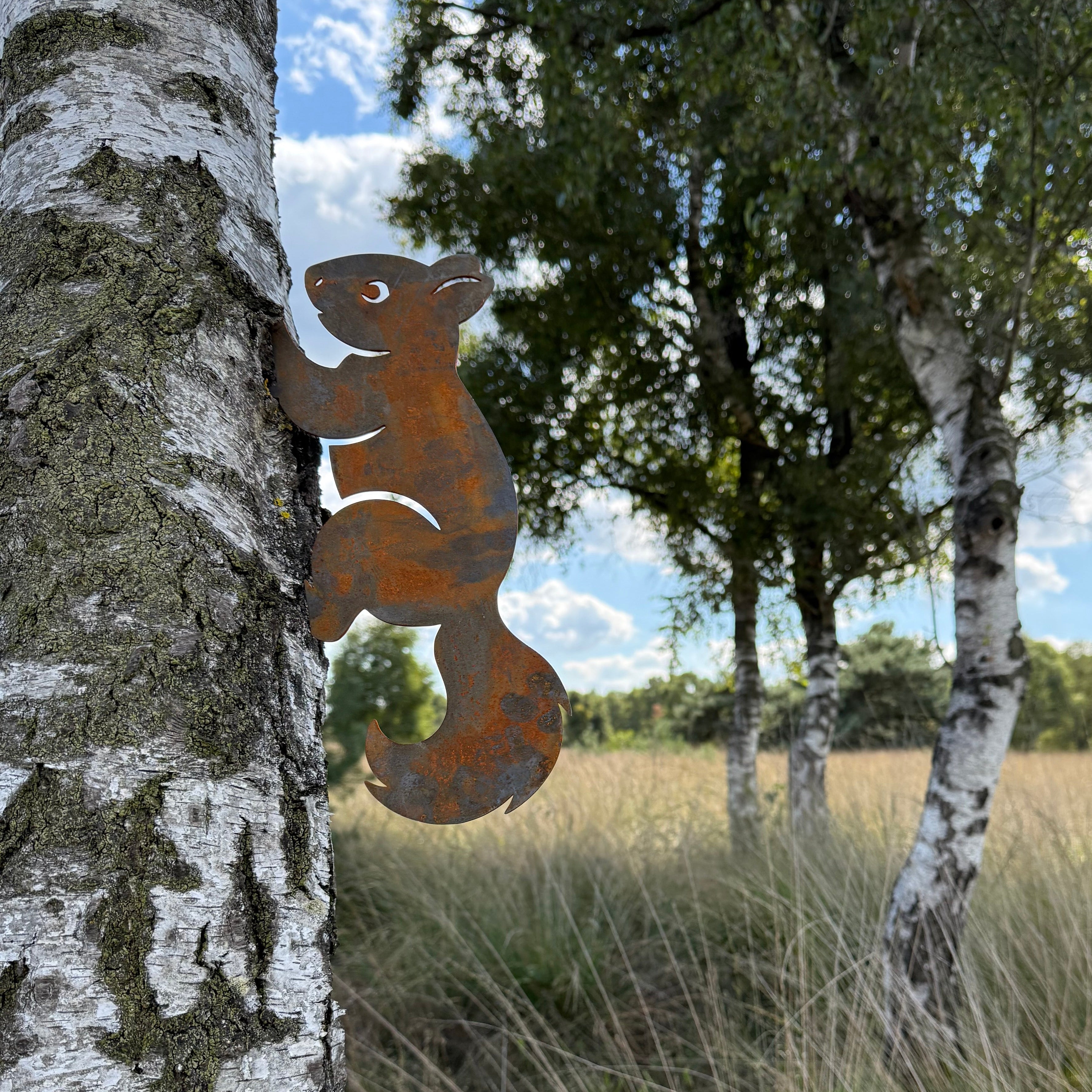 Tuinvorm EKORN – eekhoornvormige boomdecoratie van cortenstaal