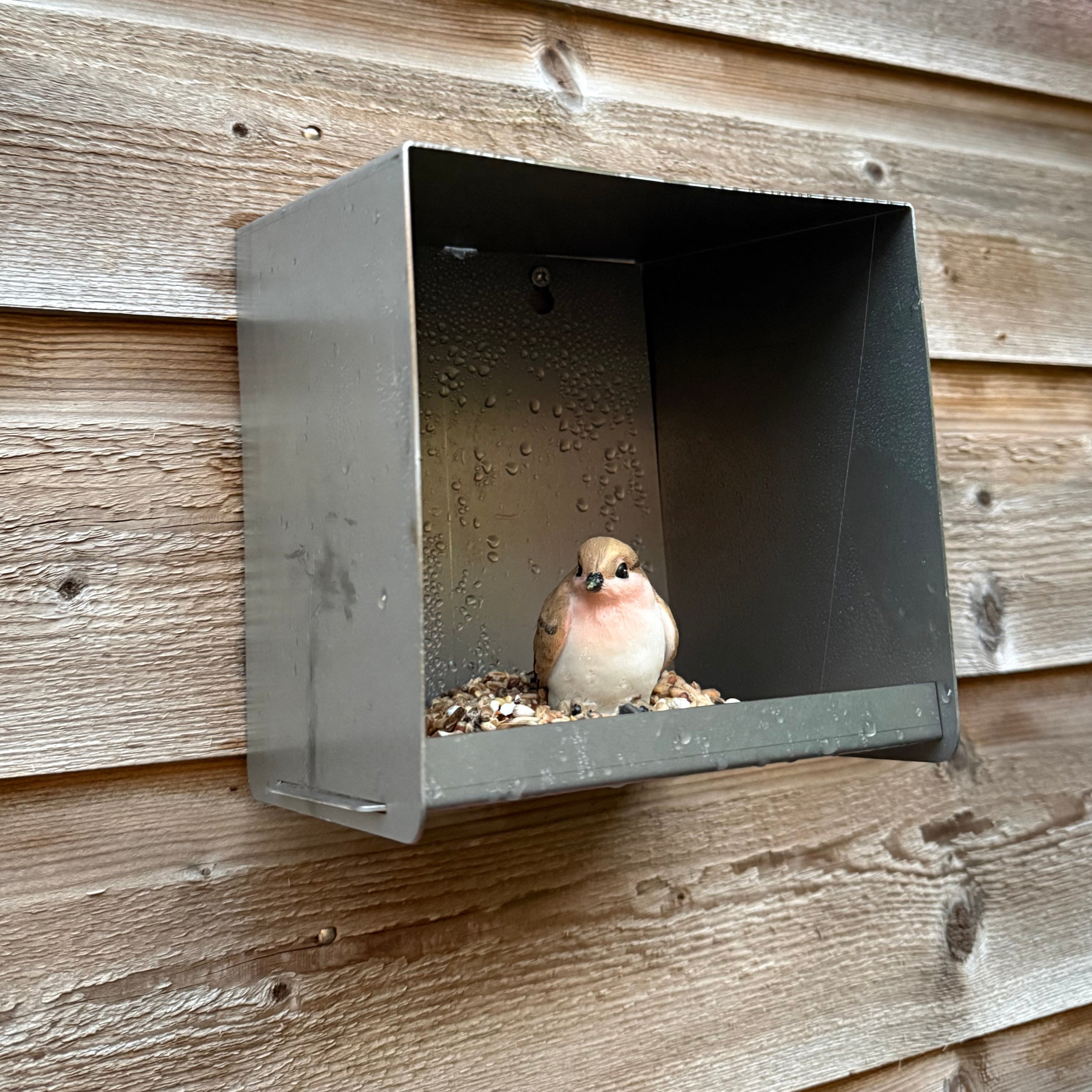 Vogelvoederhuis CHIRP – vierkant wandvoederhuisje 18x15x15 cm