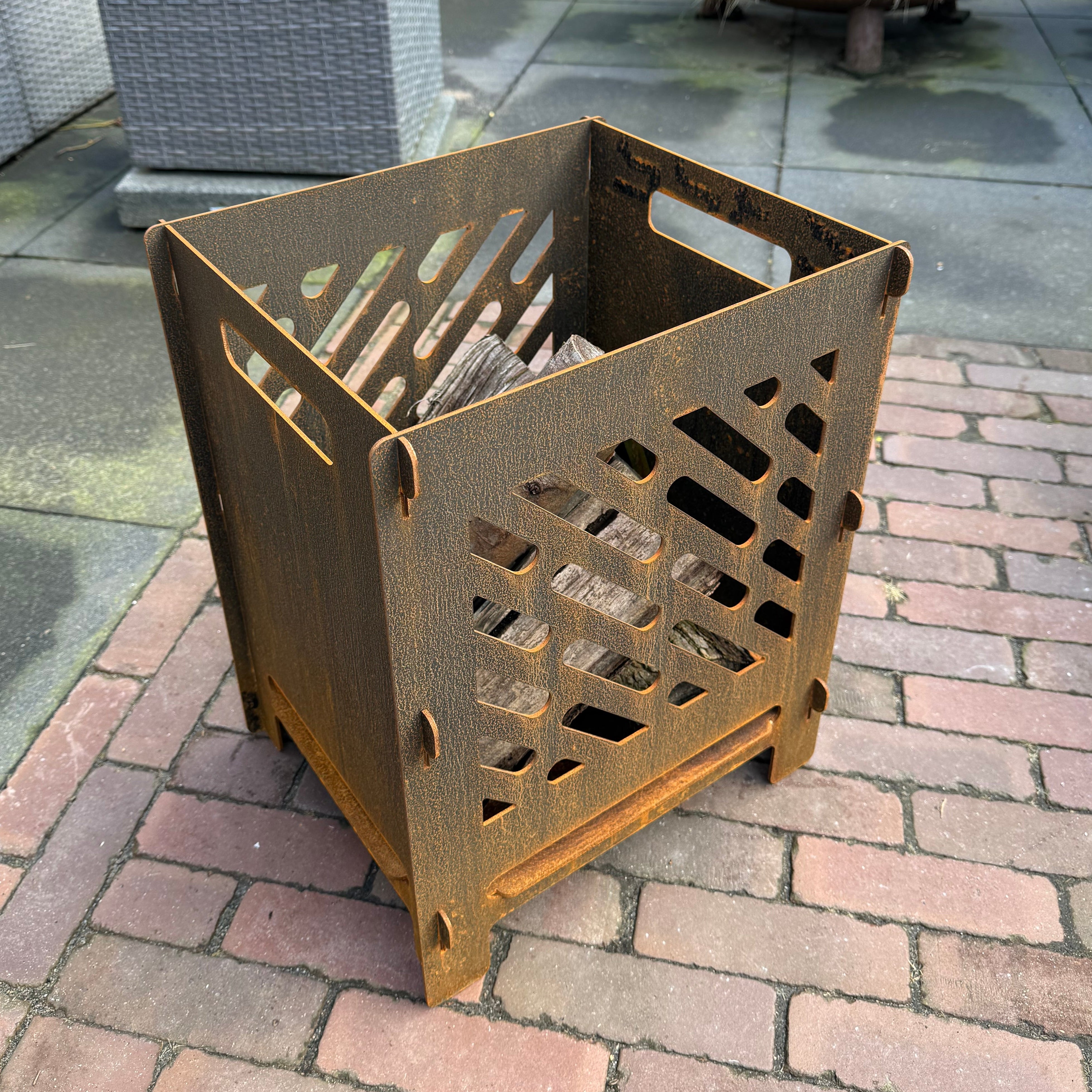 Vuurkorf FIRE - Showmodel (Verroest)